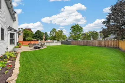 1147 Bennington Drive, Crystal Lake, IL 60014 - Photo 36