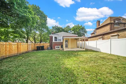 8425 S Homan Avenue, Chicago, IL 60652 - Photo 2