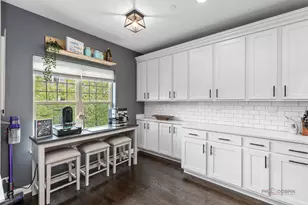 636 Parkside Ct, Libertyville, IL 60048 - Photo 10