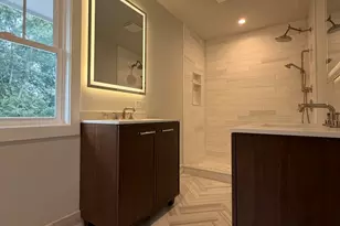 [Address not provided], La Grange, IL 60525 - Photo 10