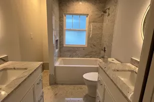 [Address not provided], La Grange, IL 60525 - Photo 12