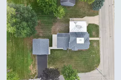 324 Maple Street, Marengo, IL 60152 - Photo 32