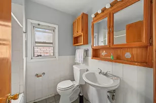 10335 S Hoxie Ave, Chicago, IL 60617 - Photo 10