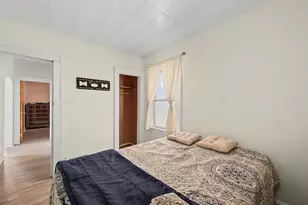 10335 S Hoxie Ave, Chicago, IL 60617 - Photo 8