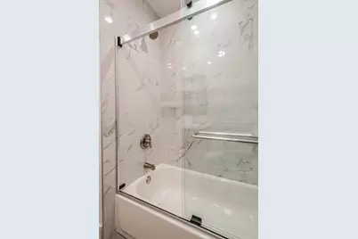 1535 W Estes Avenue #G, Chicago, IL 60626 - Photo 20