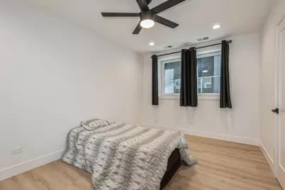 1535 W Estes Avenue #G, Chicago, IL 60626 - Photo 22