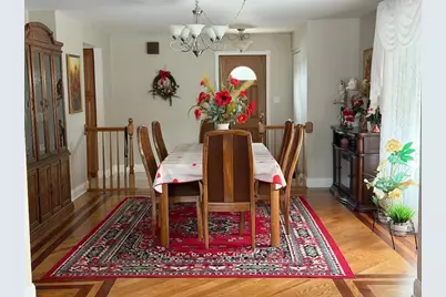272 W Irving Park Road, Wood Dale, IL 60191 - Photo 8