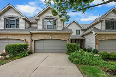 318 Club House Drive, Bloomingdale, IL 60108 - Photo 1