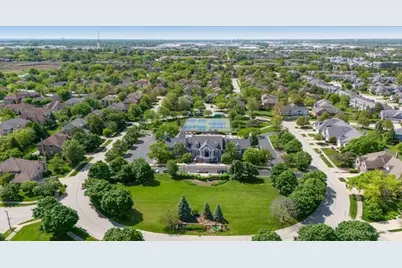 318 Club House Drive, Bloomingdale, IL 60108 - Photo 44