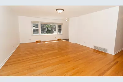 1185 Seymour Avenue, Des Plaines, IL 60016 - Photo 6