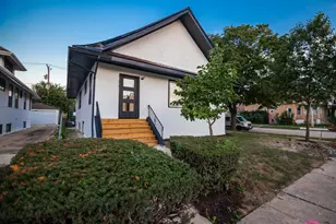 417 S 6th Ave, Maywood, IL 60153 - Photo 1