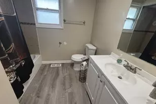 1001 Blackhawk Dr, University Park, IL 60484 - Photo 12