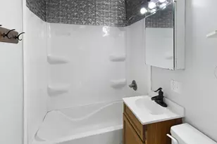 959 Norley Ave, Joliet, IL 60435 - Photo 12