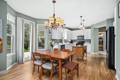 454 Chesterfield Lane, North Aurora, IL 60542 - Photo 16