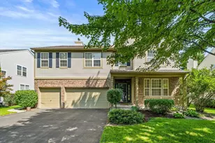 454 Chesterfield Ln, North Aurora, IL 60542 - Photo 2