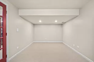 454 Chesterfield Ln, North Aurora, IL 60542 - Photo 26