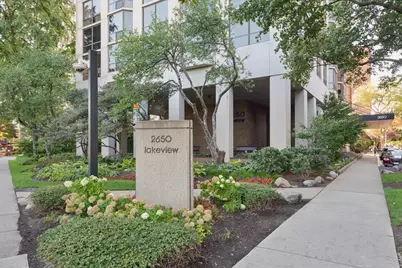 2650 N Lakeview Avenue #303, Chicago, IL 60614 - Photo 1