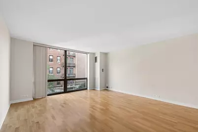 2650 N Lakeview Avenue #303, Chicago, IL 60614 - Photo 8