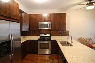 6832 N Ashland Blvd, Chicago, IL 60626 - Photo 4