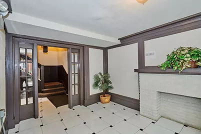 6832 N Ashland Boulevard #3, Chicago, IL 60626 - Photo 2