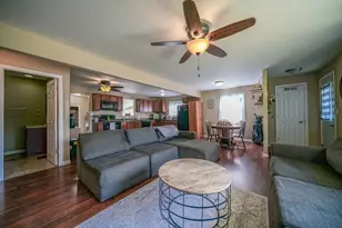 810 S Congress Ave, Polo, IL 61064 - Photo 4