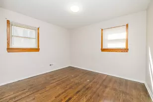 65 Indianwood Dr, Thornton, IL 60476 - Photo 10