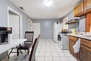 2333 S Whipple St, Chicago, IL 60623 - Photo 30