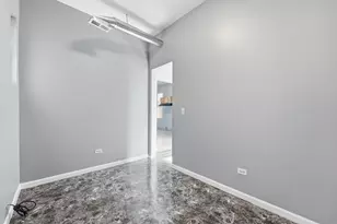 2333 S Whipple St, Chicago, IL 60623 - Photo 10