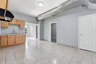 2333 S Whipple St, Chicago, IL 60623 - Photo 12