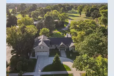 710 N Prospect Avenue, Park Ridge, IL 60068 - Photo 2