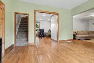 102 E North St, Bellflower, IL 61724 - Photo 10