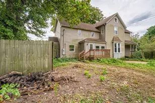 102 E North St, Bellflower, IL 61724 - Photo 20