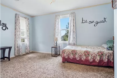 102 E North Street, Bellflower, IL 61724 - Photo 18