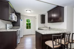 212 Highmoor Dr, Round Lake Park, IL 60073 - Photo 10