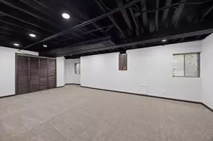 11132 Eaton Ct, Westchester, IL 60154 - Photo 10