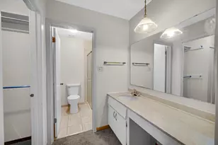 1659 Dover Ct, Wheaton, IL 60189 - Photo 8