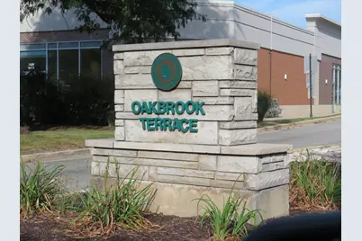 17W071 Hodges Road, Oakbrook Terrace, IL 60181 - Photo 10