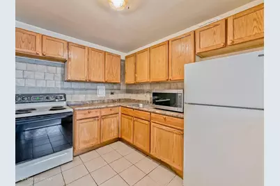 6300 N Sheridan Road #204, Chicago, IL 60660 - Photo 8