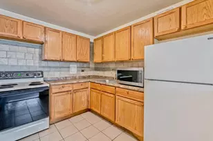 6300 N Sheridan Rd, Chicago, IL 60660 - Photo 8