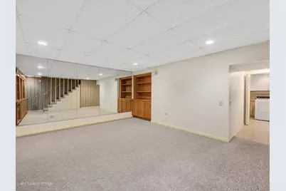2S663 Avenue Normandy East, Oak Brook, IL 60523 - Photo 22