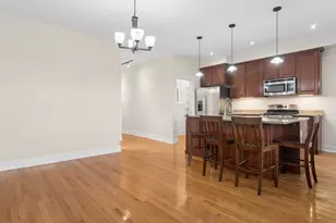 1057 W Berwyn Ave, Chicago, IL 60640 - Photo 6