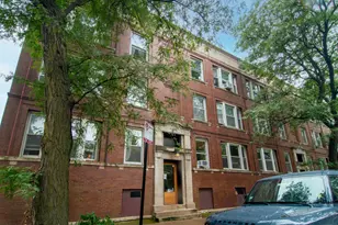 1057 W Berwyn Ave, Chicago, IL 60640 - Photo 2