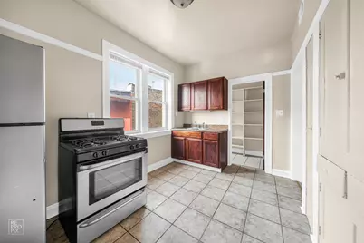 7751 S Saginaw Avenue #3, Chicago, IL 60649 - Photo 8
