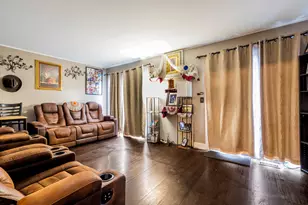 175 Aberdeen Ct, Geneva, IL 60134 - Photo 8