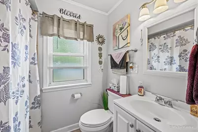 249 W Butterfield Road, Elmhurst, IL 60126 - Photo 14