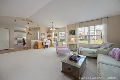323 Capitol Drive #A, Sugar Grove, IL 60554 - Photo 4