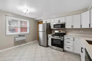 6022 N Avondale Ave, Chicago, IL 60631 - Photo 4