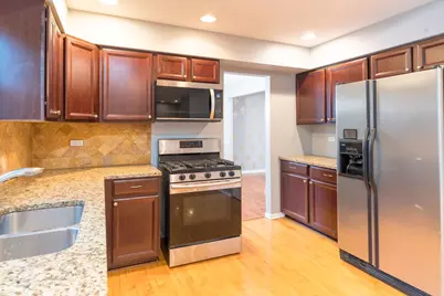901 Providence Lane, Buffalo Grove, IL 60089 - Photo 18
