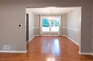 901 Providence Ln, Buffalo Grove, IL 60089 - Photo 22
