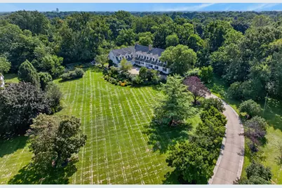 875 Sterling Road, Inverness, IL 60067 - Photo 2